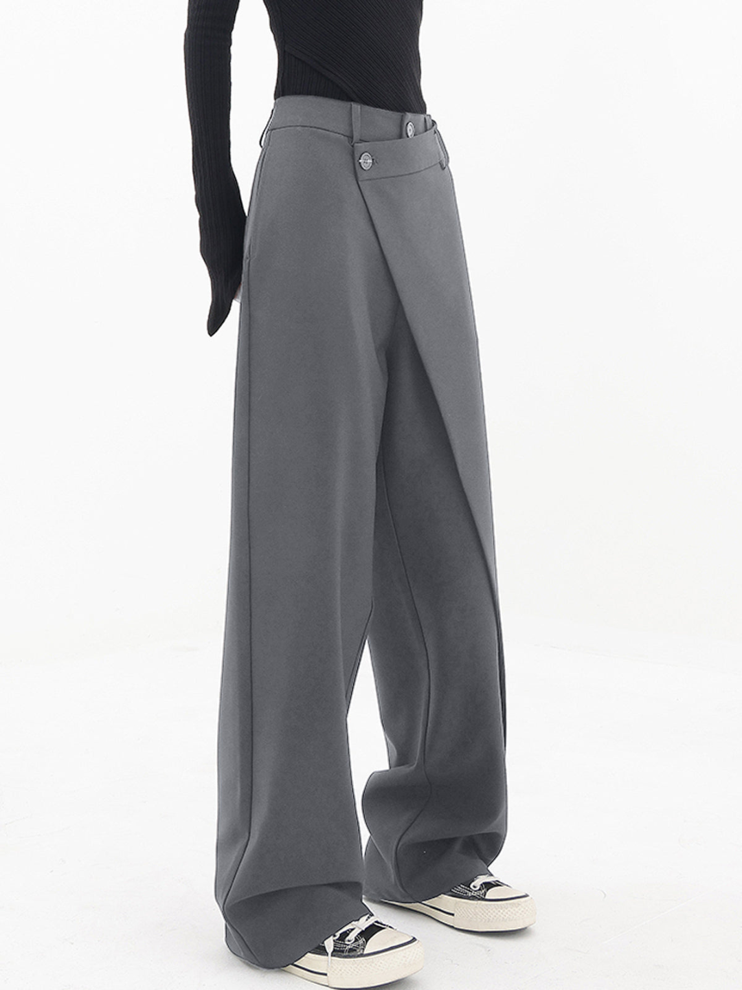 Yulii - Modern baggy trousers